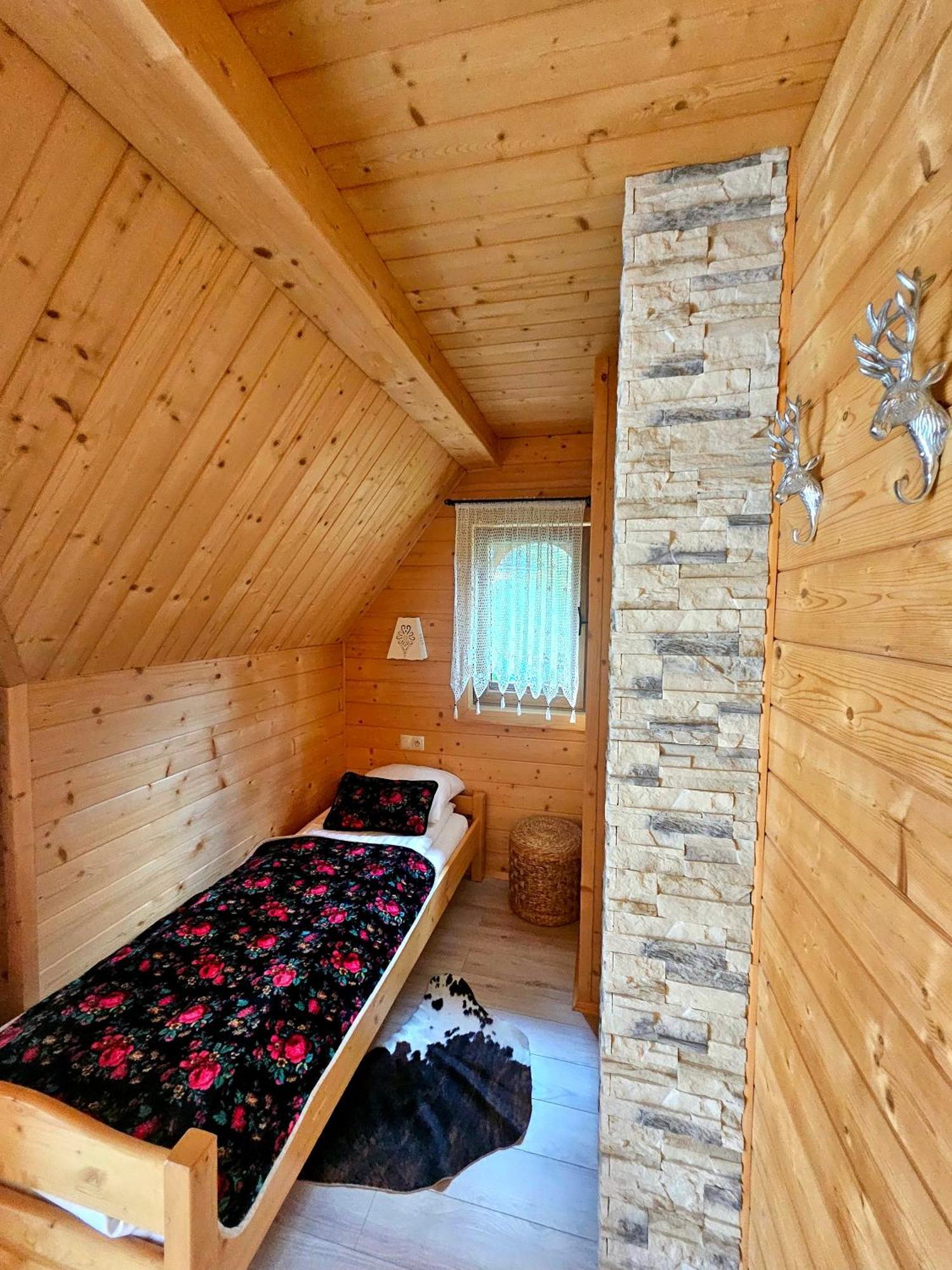 Goralska Chatka 2 Highland Cottage - Split Ac, Jacuzzi, Sauna, Private Parking, Mountains View, Garden, Zakopane Eksteriør bilde